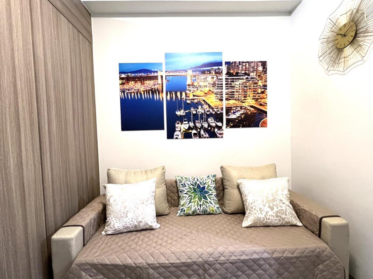 Shore Residences Moa Dynastel Staycation Pasay Exterior photo